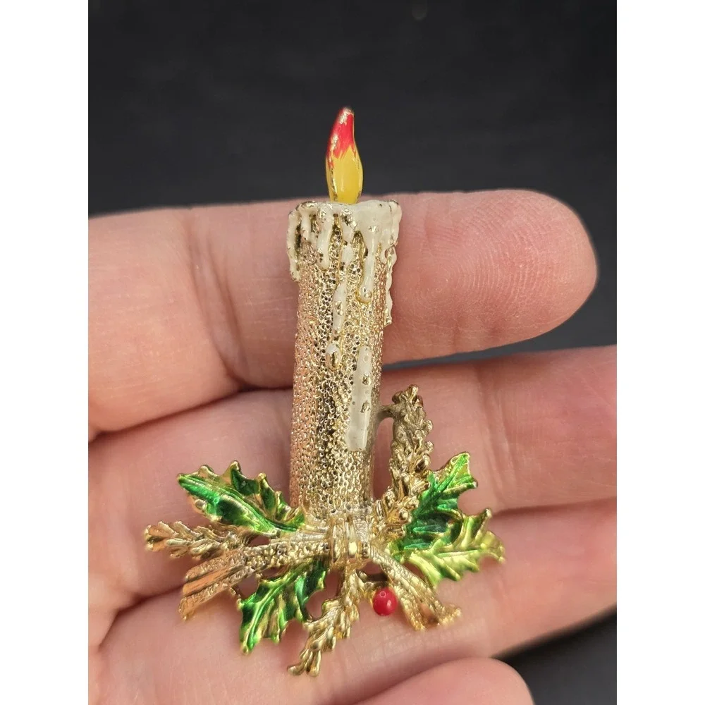 vintage Gerry's Christmas candle pin brooch Green Red White Enamel